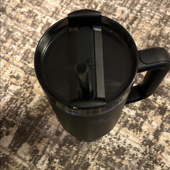 New Stanley Midnight Black Tumbler with Handle - Picture 7 of 8